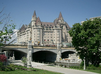 087  Chateau Laurier